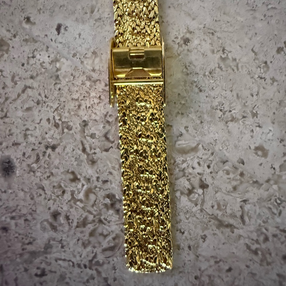 Women’s Gold Gruen Watch - Picture 5 of 13